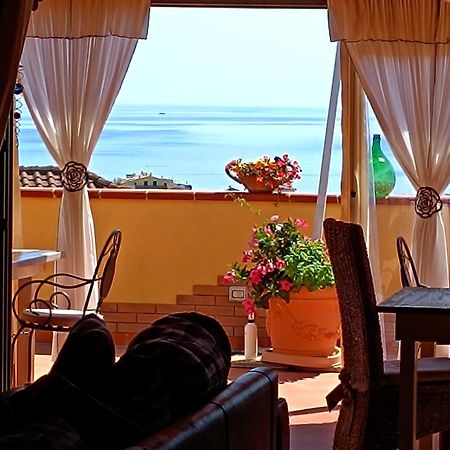 Antigua B&B Porto Potenza Picena Exterior foto